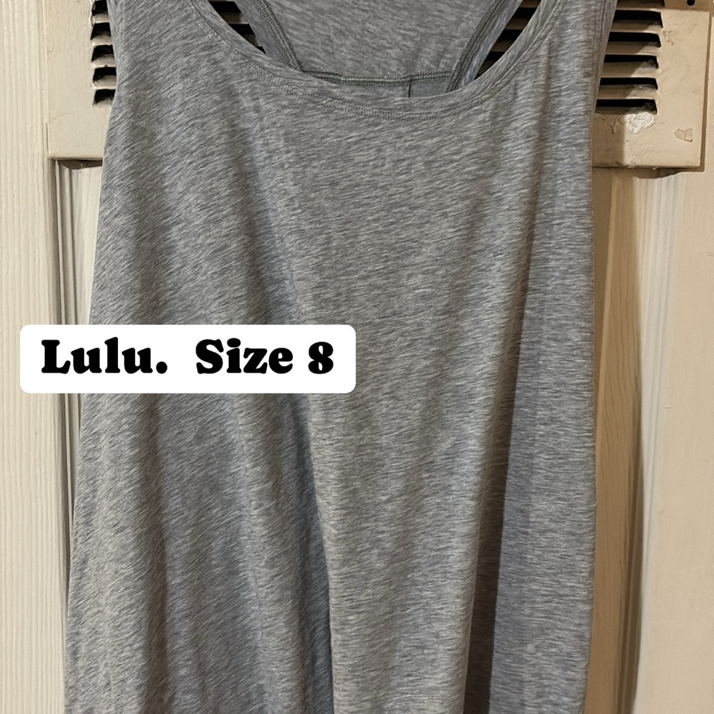 Lululemon Athletica Gray racerback  top size 8/med